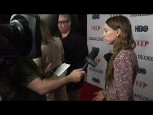 'Veep' actress Sarah Sutherland says actor-dad Keifer Sutherland is 'on the mend' after fall last we