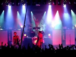 Asking Alexandria - Poison