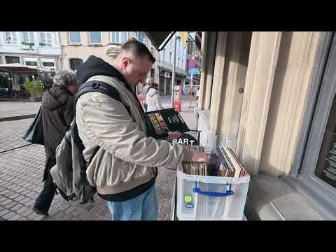 02: Raining Down On You (Lier)