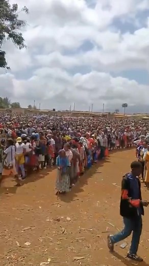 Weuh! A government in fear 🤣 This is a government gathering people in a field to dish out Ksh 1,000 each to shout TUTAM and vote for its candidate. What a genius President: Destroy the health, Education and business sector as you amass wealth to bribe the same people who can't access the basic needs mentioned above. | Ndungu Harun