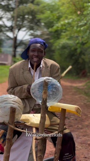 Wakisodancekidsfoundation (@wakiso_dance_kids)’s videos with original sound - Jackline omutekete(Mrs rumba)