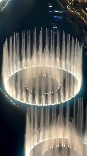 Dubai Mall Fountain⛲️ Stunning View from above🫶🌃❤️#dubailife #dubaimall #travel #viral #love #uae