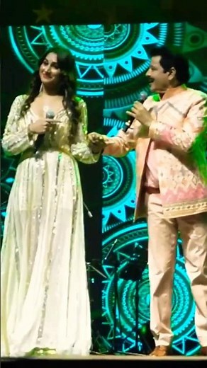 Mehndi Laga Ke Rakhna Udit Narayan Live Singing #uditnarayan #uditnarayansongs