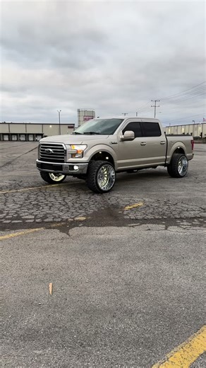 and we back!!! #leveled #wides #f150 #24x14 #viralvideo