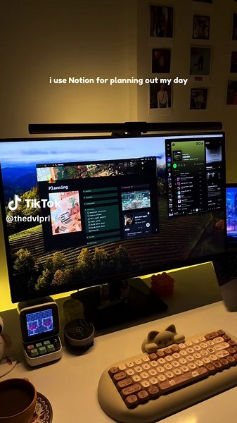 Code with Me - Desk Setup Tour for Studying and Coding | Student Tips