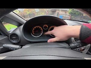 Opel Corsa D : Comment réinitialiser l’ordinateur de bord ?