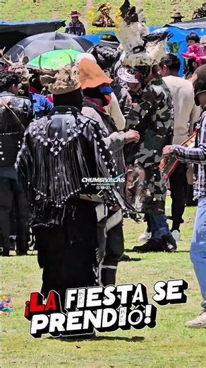 MEXICANO ENCIENDE LA FIESTA DEL TAKANAKUY CON SU BAILE | MEXICAN DANCING IN ANDEAN FESTIVAL