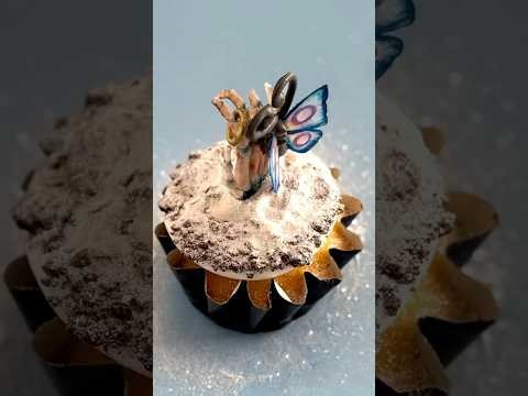 Emily Corpse Bride cupcake 🦋 #cupcakeideas #shorts #corpsebride #halloweenbaking