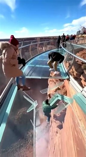 This Glass Bridge Trick Had Everyone Running #GlassBridge #Prank #Hilarious
