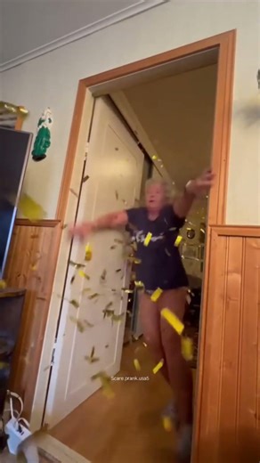 Tried to prank my bestie—they pranked me first 😜 #Prank #Funny #fyp #funnyvideos #viral