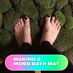 Making A Moss Bath Mat 🛀🌿 | Threadbanger