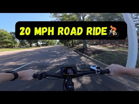 What It’s Like Riding a Class 2 Ebike 🚴 20 MPH on the Road