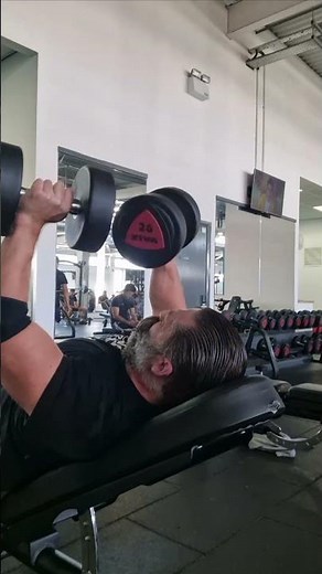 Fly press #chest #chestworkout #gym #gymmotivation #bodybuilding #shorts #videoshort #viralvideo