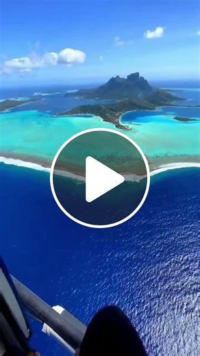 #France, Bora-Bori 🇫🇷 If there is a paradise on Earth, then it is most likely located on the island of Bora-Bor. The most beautiful island in the world named in the 60s of the twentieth century, to this day it remains the most beautiful, better than which can hardly find something. Bora-brow is one of the most romantic places on the planet, so lovers and newlyweds choose it, dreaming of spending their honeymoon here, enjoying the stunning beauty of nature.  The uniqueness of the island lies in