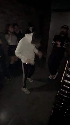 #ばぶの助 #クラブ #盗んだバイクで走り出す #オラオラダンス #妖怪バウンス #ナイトクラブ #BAMBI