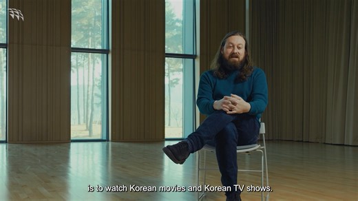 The Cherry Orchard director Simon Stone shares how his love for Korean media led him to this adaptation, and how his admiration for Korean actors’ unique tragicomic range made them the perfect fit for this classic Chekhov play. To him, their ability to keep audiences laughing makes the moments of tragedy hit even harder. Reimagined in modern-day Seoul, this live stage production directed by Simon Stone and produced by LG Arts Center is happening 7 – 9 Nov at Esplanade. Get your tickets here: esp