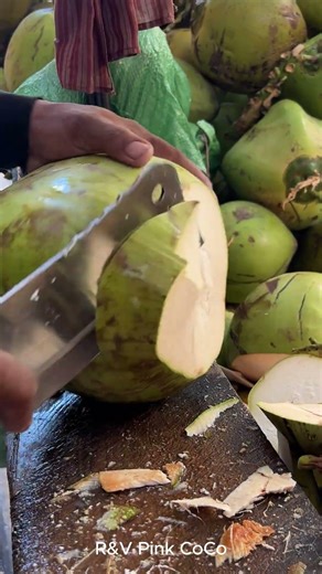 Fresh coconut cutting skill! #shorts #streetfood #fruit #fresh #explore #viral
