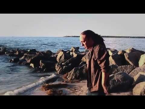 Rasun - Hard To Walk Away [Live In Love Riddim] (Official Video)