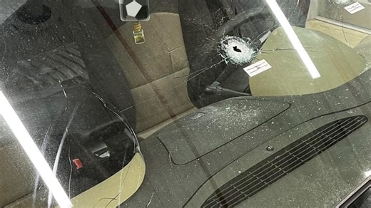 Teenager shot at on I-465 after honking horn at driver who cut her off