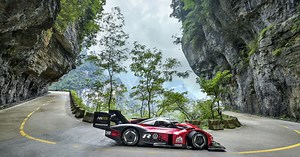 Video: Volkswagen ID.R sets record time up Tianmen Mountain Big Gate Road