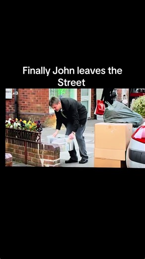 CLASSIC CORONATION STREET-JOHN LEAVES THE STREET #coronationstreetclips #coronationstreetmoments #coronationstreet