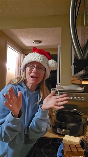 If you love a hands-off treat, here’s the easiest Crockpot Christmas Crack you can make: Ingredients: • Salted peanuts • Chocolate chips • Peanut butter chips • White almond bark/vanilla candy coating Basic Instructions: Layer everything in your slow cooker, melt on low, stir well, and drop spoonfuls onto parchment to set. It’s ridiculously simple—and dangerously delicious. | Karri Blohm Stoerp