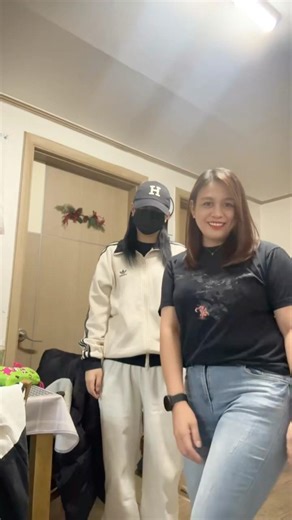 Koryana😍 music ctto #tiktokvideo #koryanavlogskr #momdaughter #southkorea