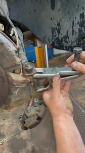 1.4M views · 3.4K reactions | Car Mechanic #reels #trending #viral | Car Mechanic | Facebook