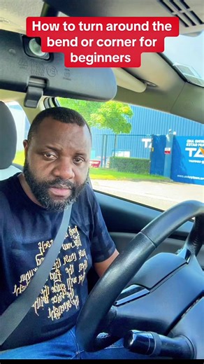 How to Safely Turn Around a Bend for New Drivers