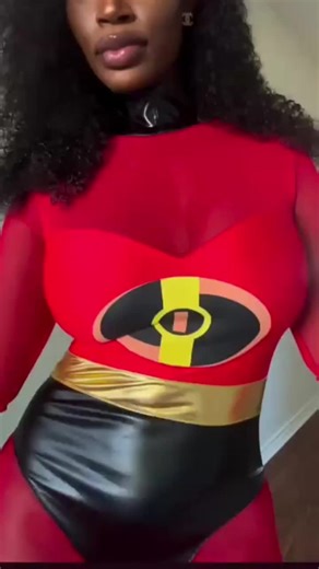 #TheIncredibles, #Elastigirl, or #Cosplay Leave the saving of the world to the men? I don’t think so