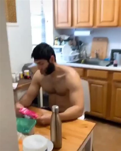 🤣 | Tyrone Magnus