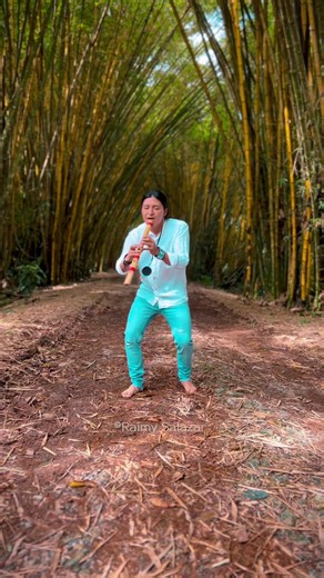 192K views · 14K reactions | Ritmo Latino - Quena #bambu #peace #music #nature #relax #dance #andean #ecuador #way #soul | Raimy Salazar | Facebook