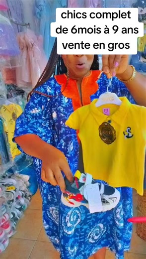 228#92#39#98#32 chics complet enfants de 6 mois à 18 mois Lomé bè château à côté de la station d essence énergium vente en gros et détails