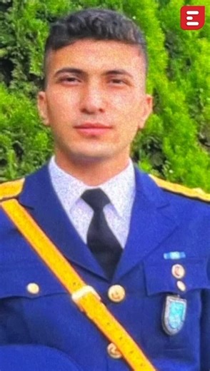 Gürcistan’da askeri kargo uçağının düşmesi sonucu şehit olan Hava Uçak Bakım Üsteğmen Emre Mercan’ın şehadet haberi Eskişehir'deki ailesine verildi. Azerbaycan’dan havalandıktan sonra Gürcistan’da düşen uçakta bulunan 27 yaşındaki Eskişehirli Hava Uçak Bakım Üsteğmen Emre Mercan şehit oldu. Mercan’ın Emek Mahallesi Erensoy Sokak'ta bulunan baba ocağına acı haber ulaştı. Askeri erkan, baba Halil İbrahim Mercan ve anne Ayşe Mercan’a şehit olduğunu bildirdi. Acı haberi alan yakınları da apartmanın 