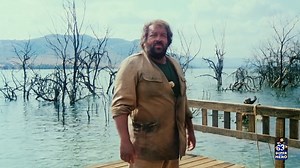 Gli uomini di Ormond si accordano con Tom per demolire la baracca da "Io sto con gli ippopotami” 🎬❤️ www.barspencer.it | Lo Chiamavano Bulldozer