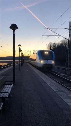 X52 9074 passerar förbi Norsesund #trainspotting