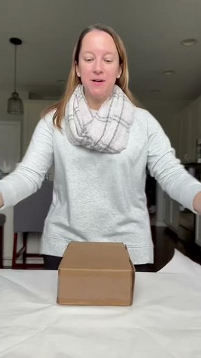 Present Wrapping Tutorial with Card Slot