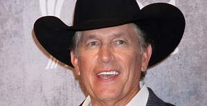 4 Best George Strait Lyrics About Embracing Life
