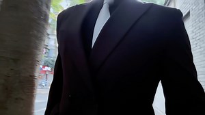 眼泪轻轻地擦 别管那多嘴乌鸦