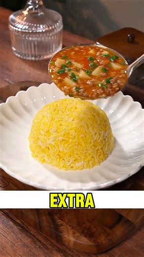 This chef turns simple ingredients into delicious meal