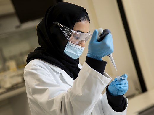 BSc (Hons) Biomedical Science with Foundation Year