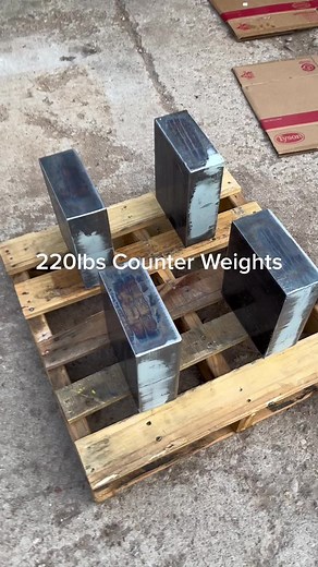 #rccranes #cranelife #cranetiktok #rccrane #craneoperator #heavylifting #crawlercrane #cranetictok