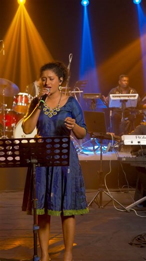 One of the most challenging songs to sing Live !!! Feels like there is absolutely no space to catch a breath 😀 First attempt of this song and I think I did decent... what dya guys think.. leave a comment below !! | Madhu Iyer