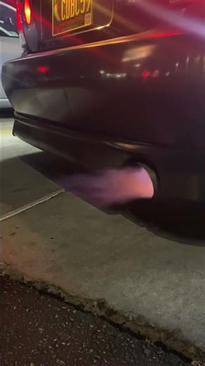 2001 Lexus is300 shooting flames Mod list: headers, hps intake, yonaka exhaust #is300