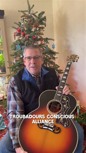 Carl Tipton and his family were the recipients of Evan Felker Gibson guitar, made possible by the generosity of The Turnpike Troubadours fans across the country. 🎄❤️ Together, this community raised $71,475 to support families affected by this summer’s flooding in Central Texas, helping deliver food and essential supplies to those on the long road to recovery. This holiday season, we’re reminded of the power of community, generosity, and music bringing people together for something bigger. | Con