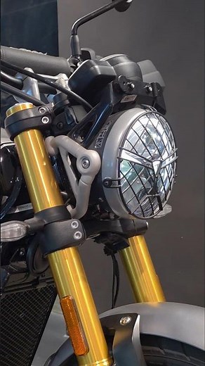 New 2026 Triumph Scrambler 400 X - Phantom Black / Silver Ice