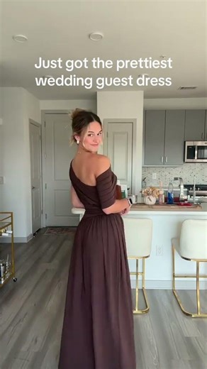 The PERFECT Fall Wedding Guest Dress 🤎 #fashionusa #ootd #QuietLuxury #CleanGirl #weddingguestdress