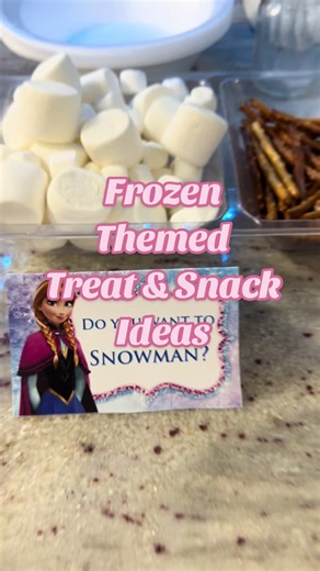 Frozen Party treats & snacks #frozenthemeparty #frozenbirthday #frozenthemedcake #frozenthemedtreats #treatmaker