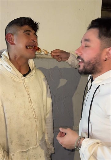 Vidéos de Mohamed Benchenet (@mohamedbenchenetoff) avec son original - Mohamed Benchenet