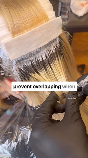 PRO TIP: I use cotton bands over the traditional cotton roll. The bands are so much more cleaner and way to use. I get them at your local @Cosmo Prof Beauty . I cut them into 4” pieces and gently place them over the line of demarcation. I’m using @Wella Professionals #blondorplex 1:1.5 ratio with 20VOL. #hairtok #hairtutorial #blondehair #hairhack #hairtips